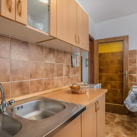 Biserka By Interhome شقة