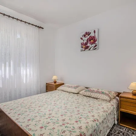 Apartamento Biserka By Interhome *